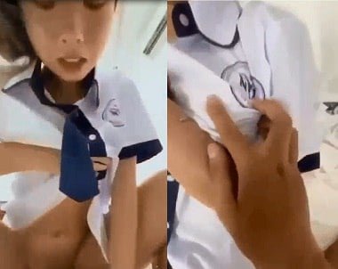 Sinh viên đại học thủ dâm kín đáo bạn trai